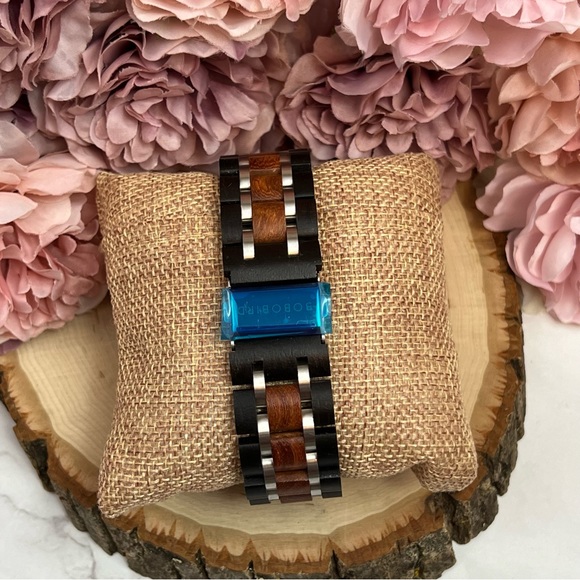 Luxury Amaranth & Ebony Wood Chronograph Military Quartz Watch - Picture 10 of 15